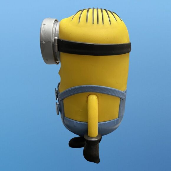 Minions The Rise of Gru Real Live Stuart Animatronic 200 Sound 30 Animations - Picture 5 of 10